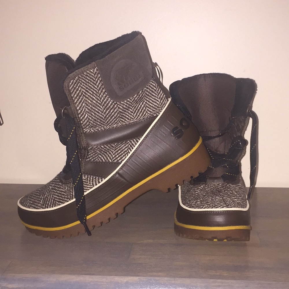 Sorel Tivoli II Apres Ski Boots